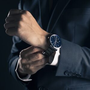 Klarstein Klagenfurt, naťahovač na hodinky, chod vľavo-vpravo, 12 hodiniek, LED, dotykový