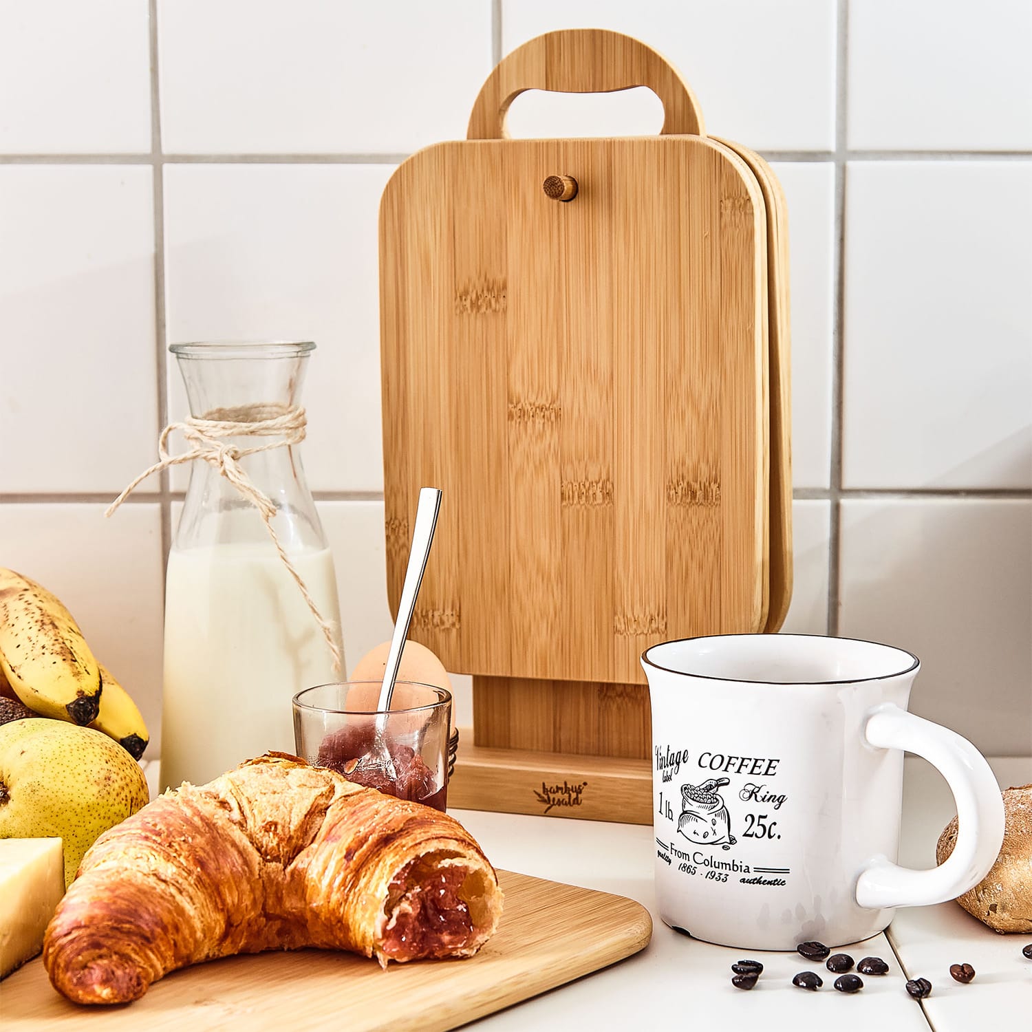 Klarstein 6-dielna súprava bambusových raňajkových dosiek so stojanom, 22 x 0,9 x 16 cm (ŠxVxH), jednoduchá údržba