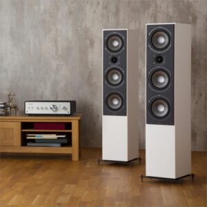 Numan Drive Digital, stereo zosilňovač, 2x170W/4x85W RMS, AUX/Phono/koaxial, biely